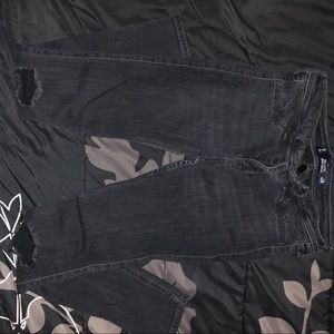 Hollister Black Jean Jegging w/ Holes in Knees